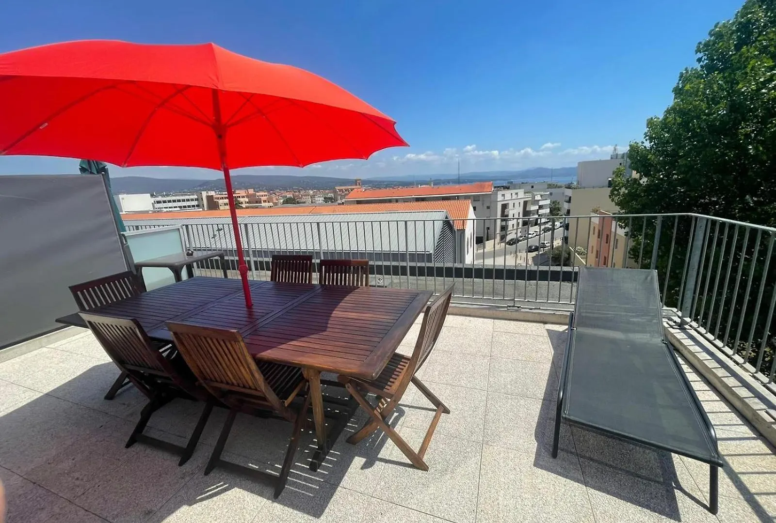 Le Duplex Cote Vieux Port La Ciotat Apartment 0*,  France